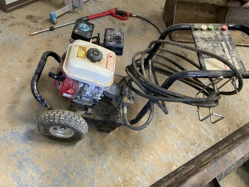 Petrol pressure washer - pressure,